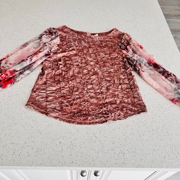 Anthropologie Velvet & Silky Puff Sleeve Blouse by Meadow Rue - Picture 4 of 9